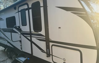 Camper in NW FL. | Sleeps 4| Delivery Avl.