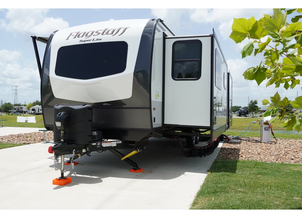Travel Trailer rentals in Willis