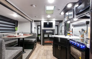 Loaded 2021 Grey Wolf 23DBH – Family Ready!