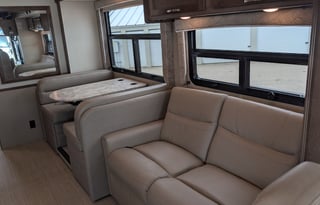 Matt and Reba's Motorhome Rental