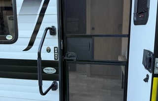 HONEST RVS – TOY Sleeps 5 (Compact)