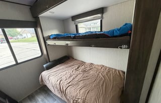 2019 Arctic Wolf 38' Bunkhouse 5th Wheel- sleeps 8