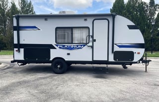 2023 Forest River FSX Platinum 179DBKX BMN2182