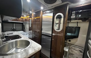 2015 Airstream Interstate Grand Tour EXT