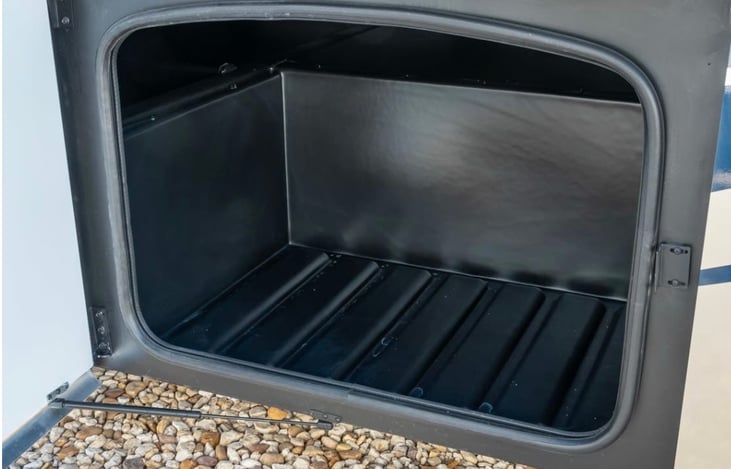 Big storage compartments