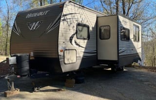 2016 Keystone RV Hideout 27DBS KID/PET Friendly