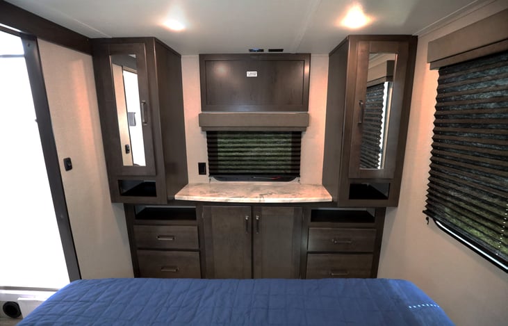 Experience "Loyal" with our 2022 Grand Design Transcend Xplor 251BH located near Table Rock Lake near Branson Missouri and Lake Of The Ozarks. Thank you from us at StoneMountainRVs(dot)com