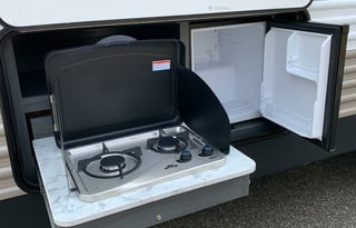 BRUCE-Sleep 8-10  2021 Dutchmen Aspen Trail LE29BH