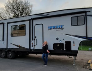 Forest River RV Vengeance Rogue 324A13
