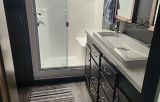 2020 Forest River 5th wheel with washer and dryer