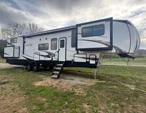 Forest River RV Sabre 37FLL