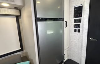 Alante Family Luxury RV - Endless Adventures!  A-1