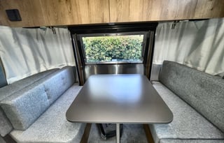 24' Airstream Trade Wind 25FB w/ Queen+rear Hatch