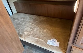 2016 Jayco - Jay Feather Floorplan: X213