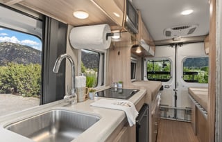 2022 Thor Motor Coach Sequence 20A