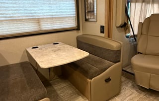 Sunshine Cruiser – All Inclusive Resort on Wheels