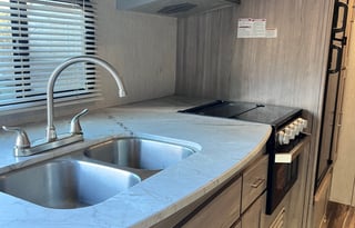 2020 Coachmen RV Freedom Express Select 31SE