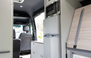 “La Explora” LUXURY Mercedes Sprinter4x4 Campervan