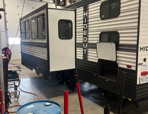 Keystone RV Hideout 272BH