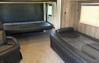 2017 Eclipse Attitude Wide Body Series 34CRSG