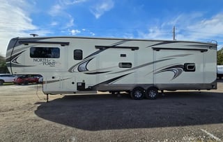 2018 Jayco North Point 381FLWS