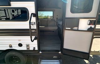 2025 Grand Design Transcend One 151BH