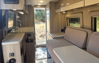 "Pixel" Full Kitchen & Bath + Off-Grid + Starlink