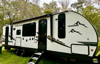 2022 Forest River RV Cherokee Black Label 274BRBBL