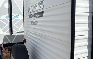 Lil Cozy Ready to Book Great for First Time RV'ers
