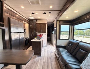 Dutchmen RV Voltage 4271