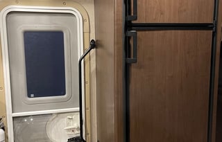 Comfy 2020 Thor 30’ Freedom Elite Bunkhouse