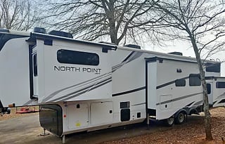 2025 Jayco North Point HAL 2640