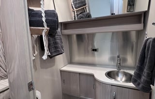 Airstream Globetrotter 27FB