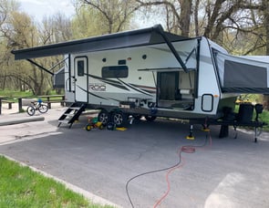 Forest River RV Rockwood Roo 235S