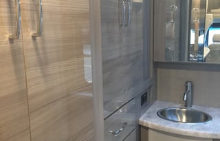 2021 THOR MERCEDES SPRINTER + PETS