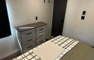 Montana High Country:  Luxury  2 Private bedrooms!