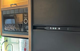 2019 Thor Motor Coach Four Winds 22E  800w solar