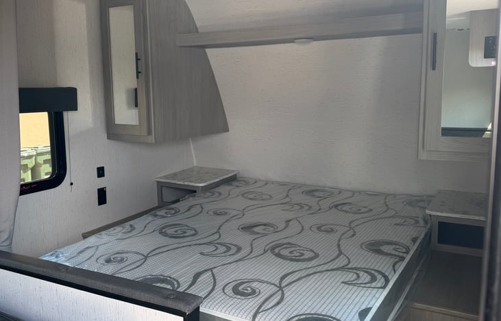 Private bedroom (Queen)