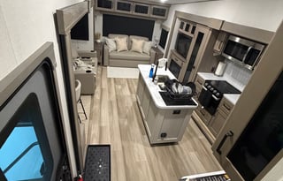 Spacious super clean camper