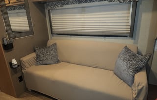 2017 Thor Motor Coach Axis 25.2