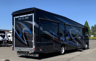 Motorhome Class A Toy hauler