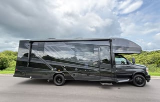 BRAND NEW 2026 Entegra Esteem 27U 30' Class C