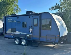 Winnebago Minnie Winnie 2100bh