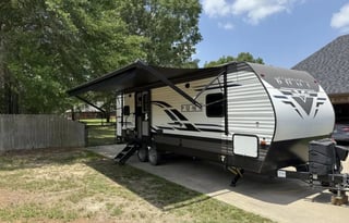 FLLA 1793-Puma Retreat: 2021 Forest River Palomino