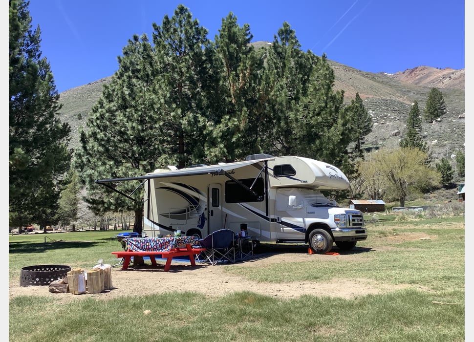 Class C Motor Home rentals in Sacramento