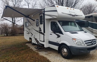 Unlimited Miles Mercedes Sprinter Class C