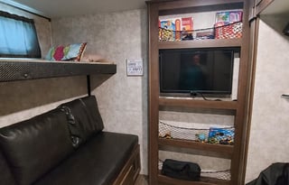 2019 Highland Ridge TWO Bath Sleeps 10