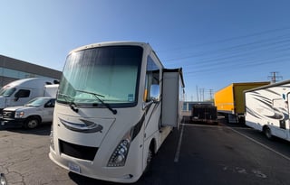 Spacious and fully equipped motorhome