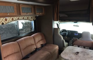 2017 Coachmen Leprechaun