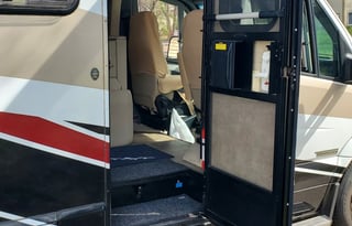 2017 Winnebago View 24J ~Diesel & Easy to Drive